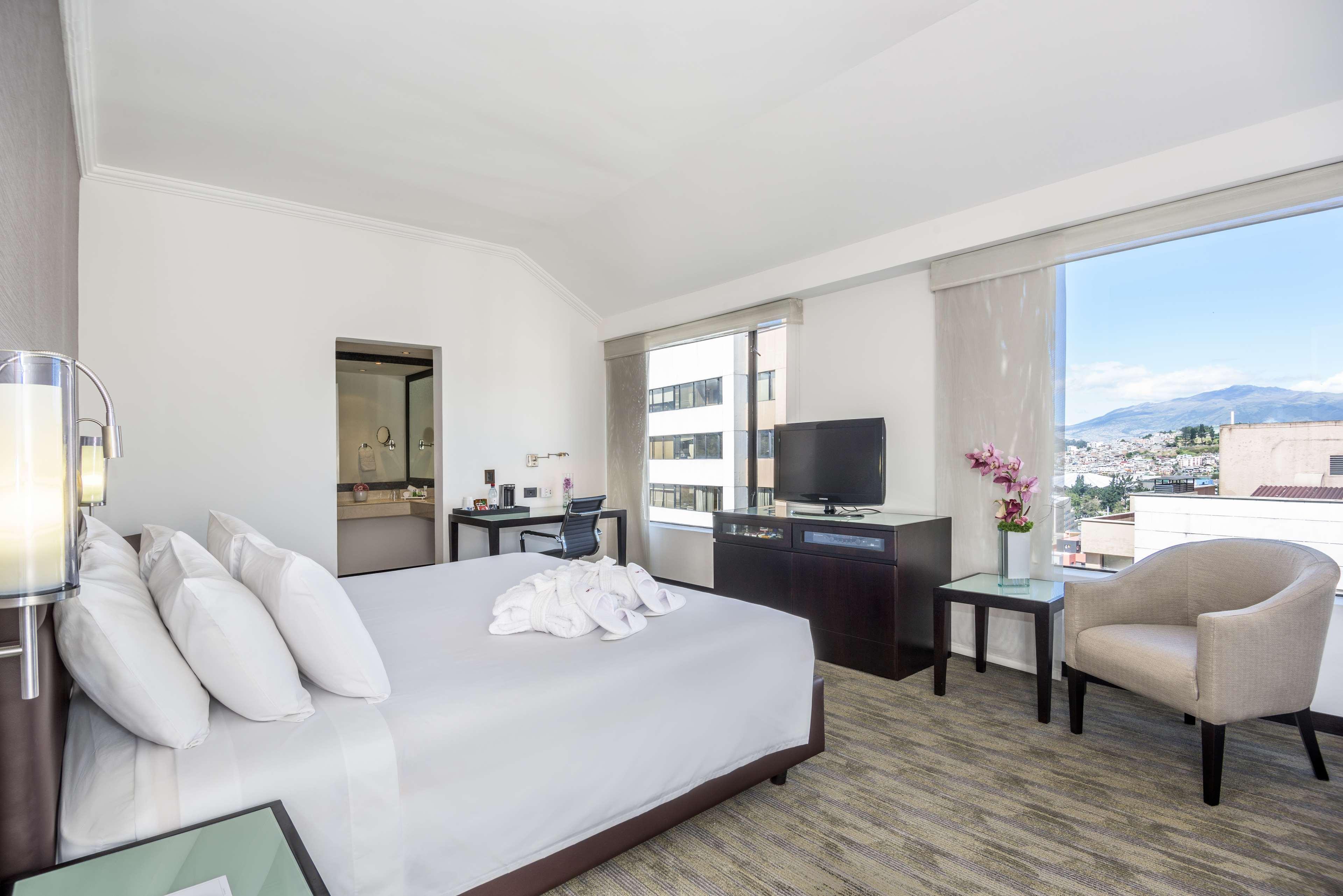 Nh Collection Quito Royal Otel Dış mekan fotoğraf