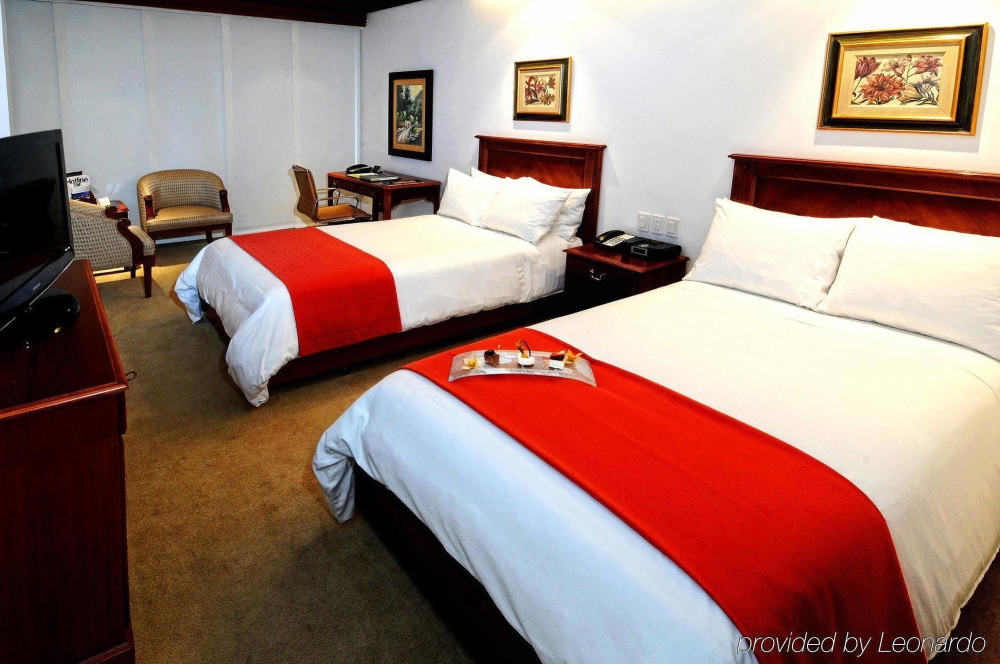 Nh Collection Quito Royal Otel Oda fotoğraf